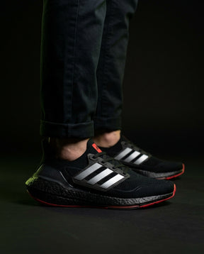 AD 21 Knit Sock-Fit Running Trainer