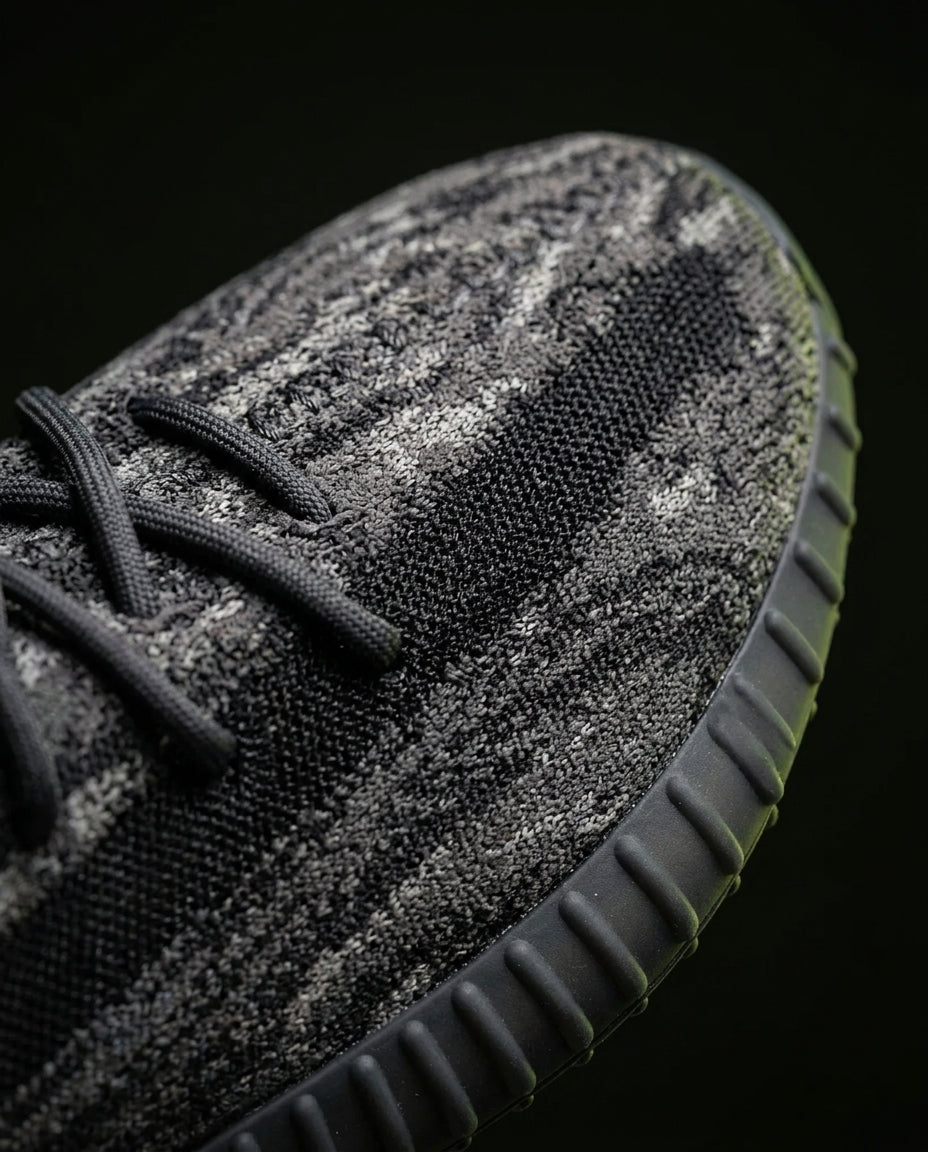 AD 350 Knit Speckled Sneaker