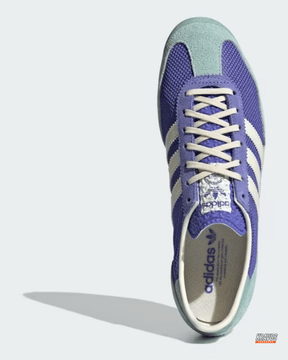AD 72 Mesh Suede Gum-Sole Runner