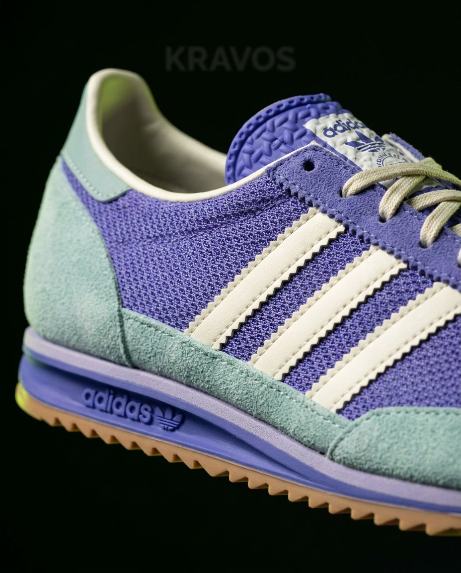 AD 72 Mesh Suede Gum-Sole Runner