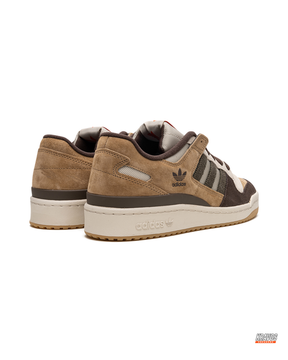 AD 84 Suede Panelled Court Trainer
