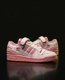 AD 84 Suede Strap Court Trainer Pink White