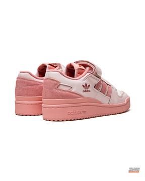 AD 84 Suede Strap Court Trainer