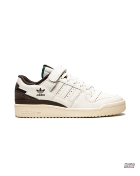 AD 84 Suede Strap Court Trainer