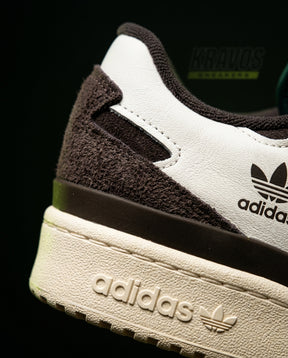 AD 84 Suede Strap Court Trainer