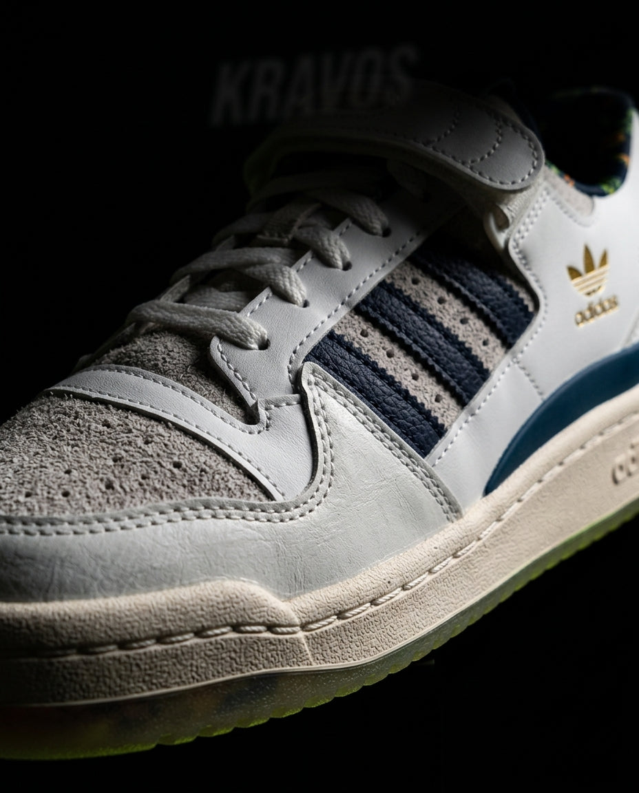 AD 84 Suede Strap Court Trainer White Navy Cream