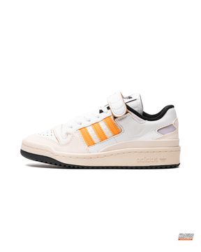 AD 84 Suede Strap Court Trainer