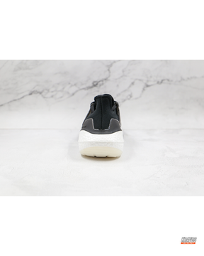 AD Knit Cage-Overlay Running Trainer