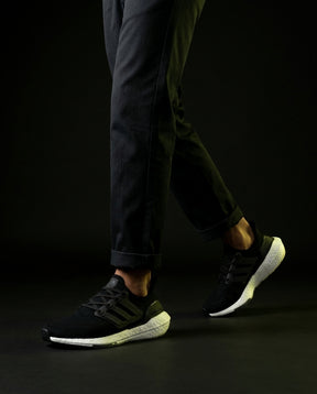 AD Knit Cage-Overlay Running Trainer