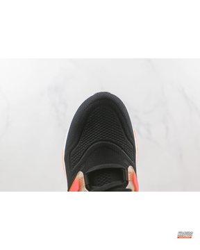 AD Knit Primeknit Layered Running Shoe