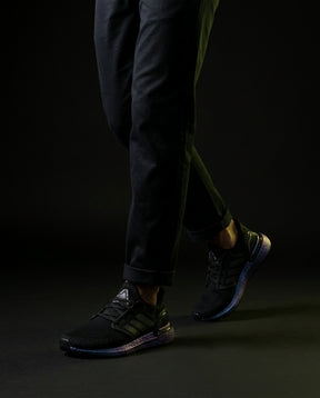 AD Knit Sock-Fit Running Trainer Black Iridescent