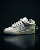 AD Leather Buckle-Strap Court Trainer Grey White