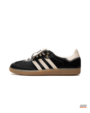 AD Leather Crochet-Tongue Terrace Trainer
