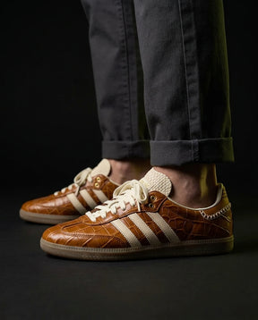 AD Leather Crochet-Tongue Terrace Trainer