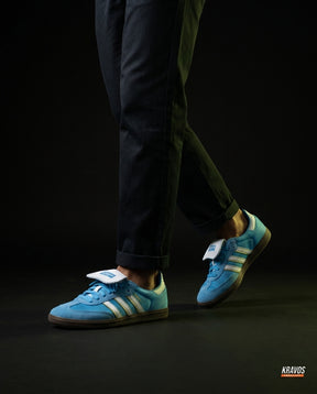 AD Leather Gum-Sole Terrace Trainer Mixed Blue White Gum