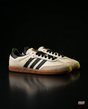 Cream Black Gum