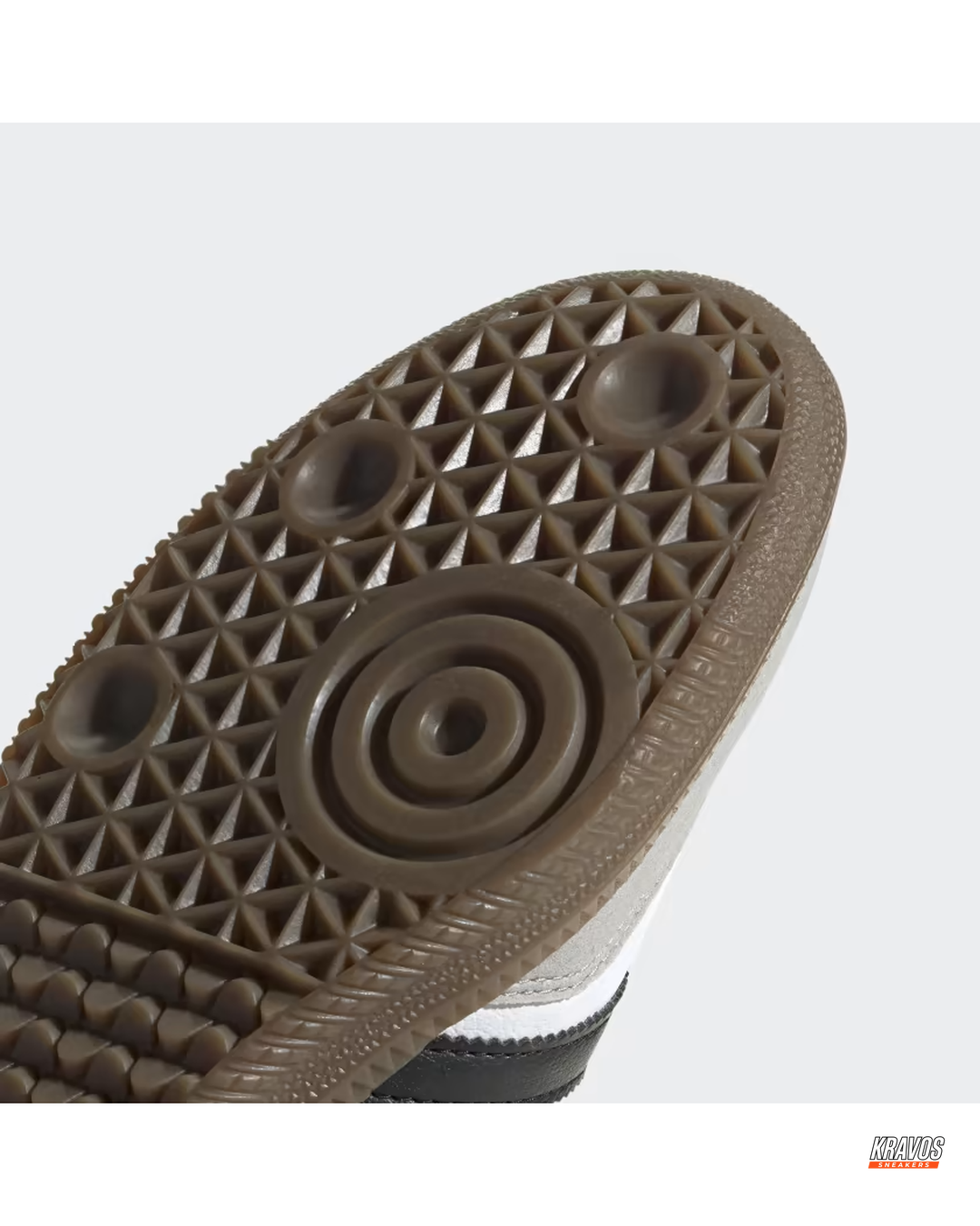 AD Leather T-Toe Terrace Trainer