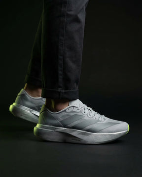 AD Mesh Featherweight Racing Runner Grey White