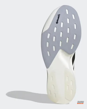 AD Mesh Featherweight Racing Runner