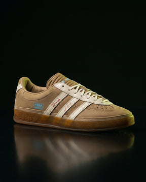 AD Nubuck Gum-Sole Terrace Trainer