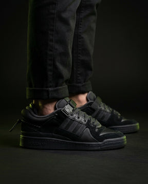 AD Suede Buckle-Strap Basketball Trainer Triple Black