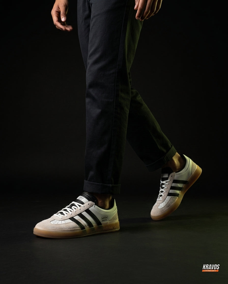 AD Suede Gum-Sole Handball Trainer White Black Gum