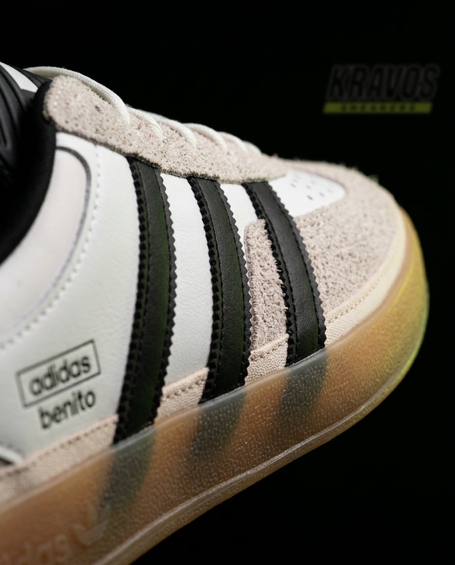 AD Suede Gum-Sole Handball Trainer White Black Gum