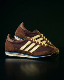 AD Suede Gum-Sole Retro Runner Brown Cream
