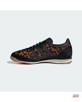 AD Suede Gum-Sole Retro Runner