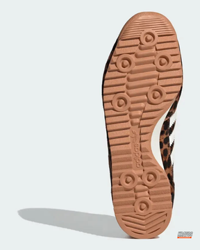 AD Suede Gum-Sole Retro Runner