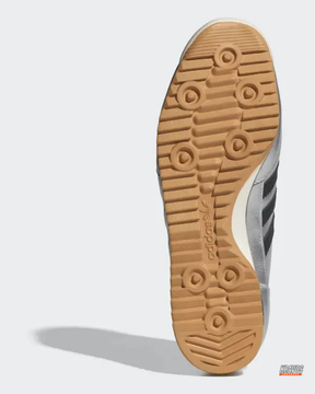 AD Suede Gum-Sole Retro Runner