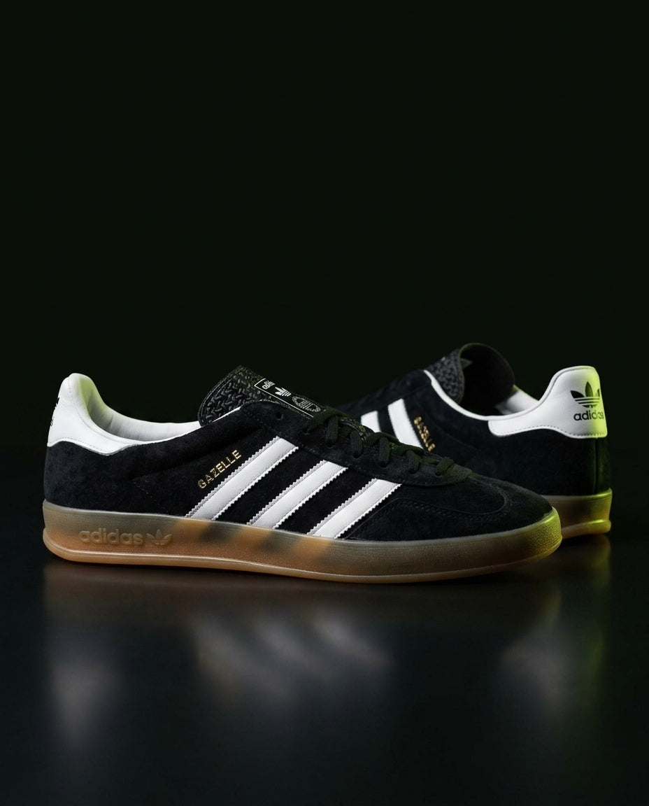 AD Suede Gum-Sole Terrace Trainer Mixed 1 Black White Gum