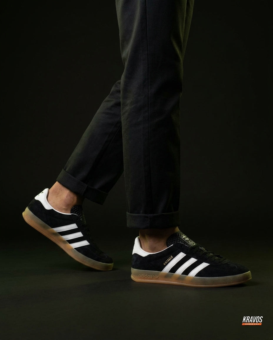 AD Suede Gum-Sole Terrace Trainer Mixed 1 Black White Gum