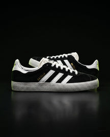 AD Suede Stripe Terrace Trainer Black White