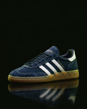 AD Suede Wraparound Toe Trainer
