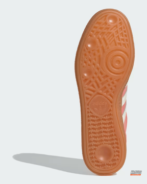 AD Suede Wraparound Toe Trainer