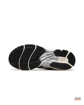 ASC Mesh Layered Retro Runner