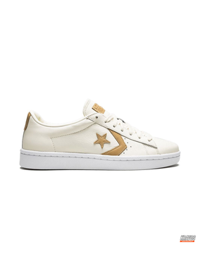 CVS Leather Star-Chevron Court Trainer