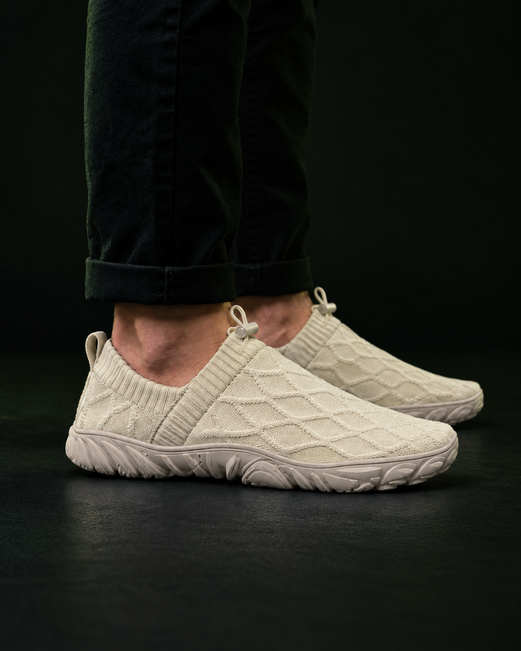 Kravos FlowKnit — Beige / Taupe — 01-side-profile