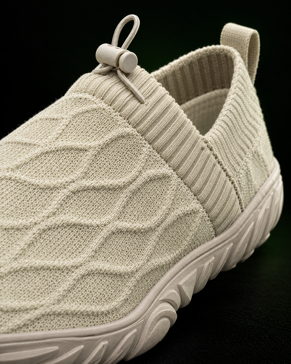 Kravos FlowKnit — Beige / Taupe — 04-macro-detail