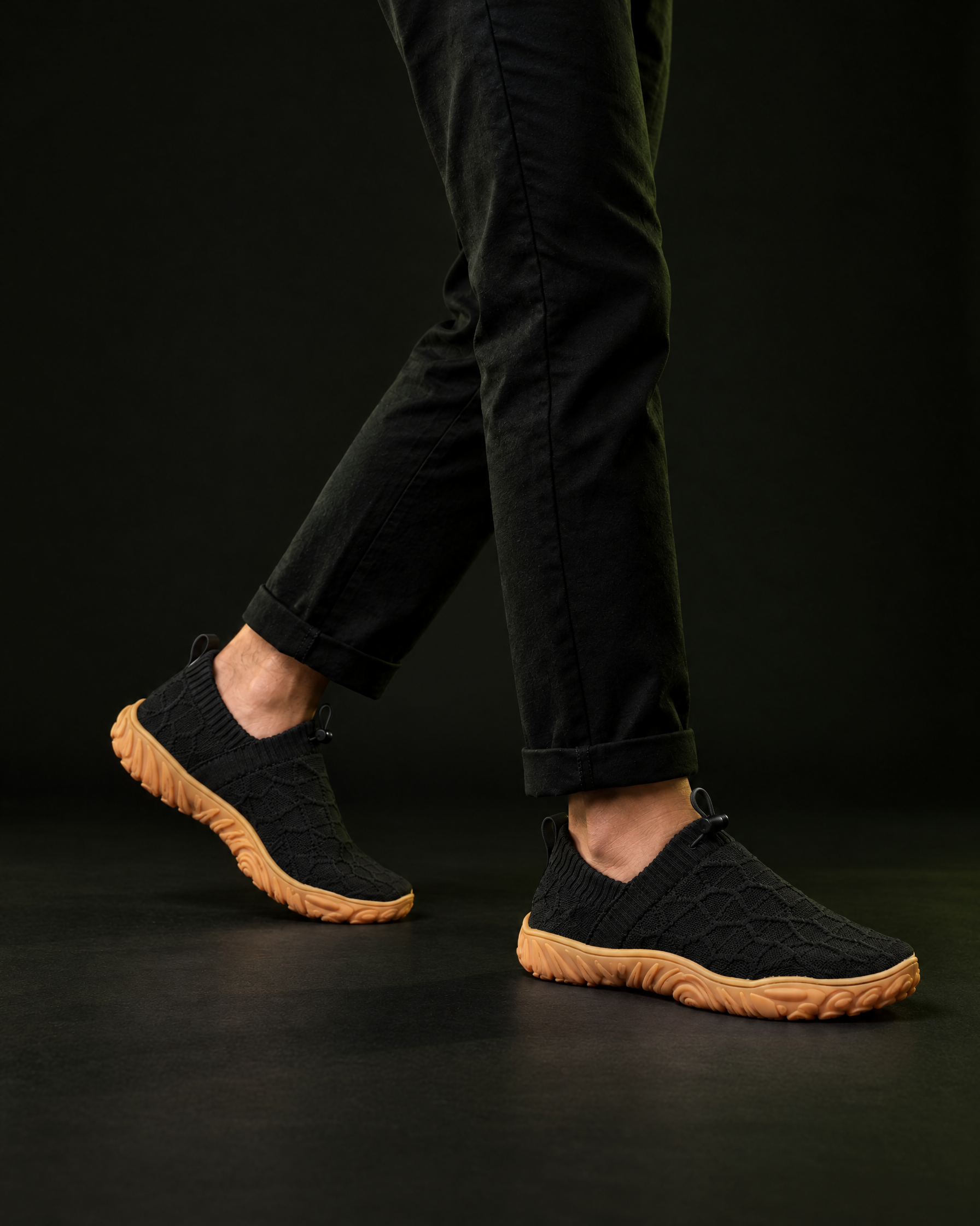 Kravos FlowKnit — Black / Gum — 03-walking-motion