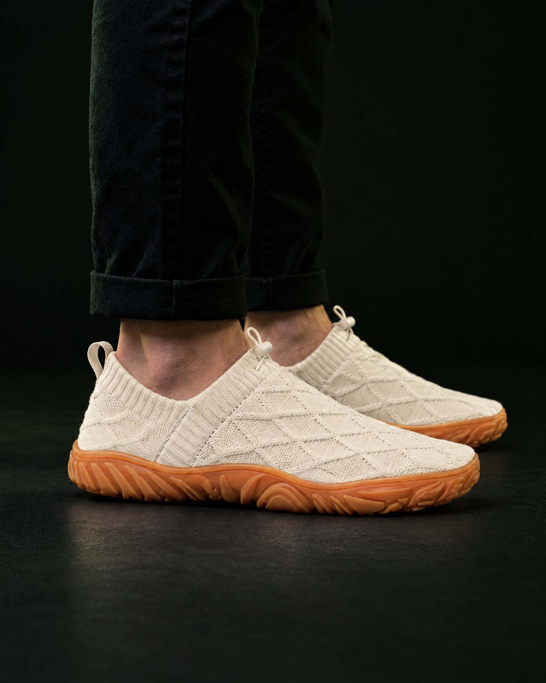 Kravos FlowKnit — Cream / Gum — 01-side-profile