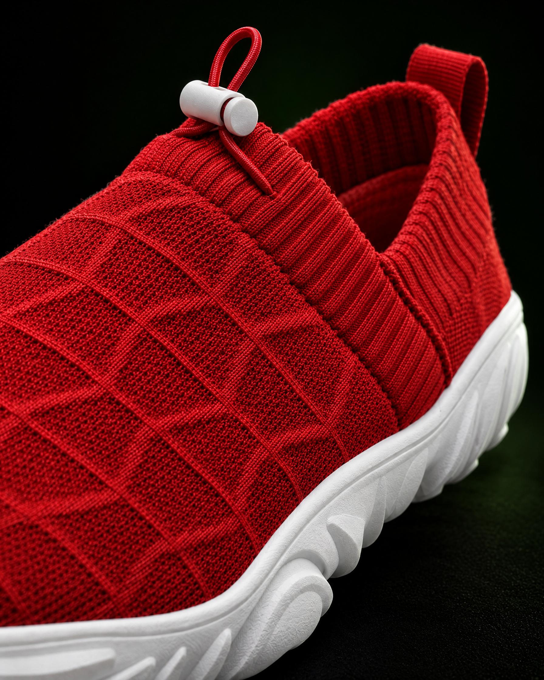 Kravos FlowKnit — Red / White — 04-macro-detail