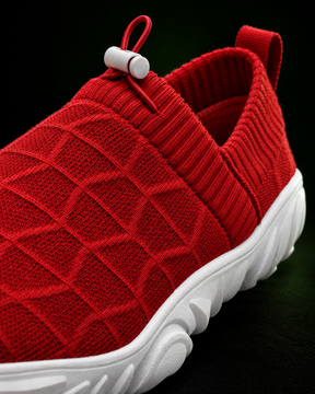 Kravos FlowKnit — Red / White — 04-macro-detail
