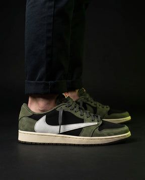 JDN 1 Leather Panelled Court Trainer