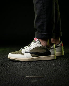 JDN 1 Leather Panelled Court Trainer Olive White Black