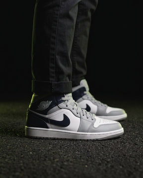 JDN Leather Panelled Wings Mid Trainer