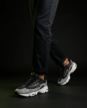 NB 1000 Mesh Layered Runner
