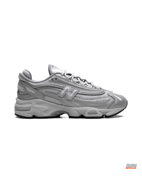NB 1000 Mesh Layered Runner