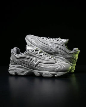 NB 1000 Mesh Layered Runner Grey Silver